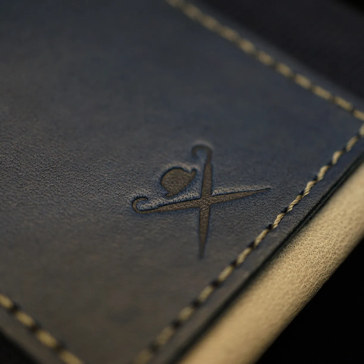 TROVE Wallet: Hackett London x TROVE BLUE