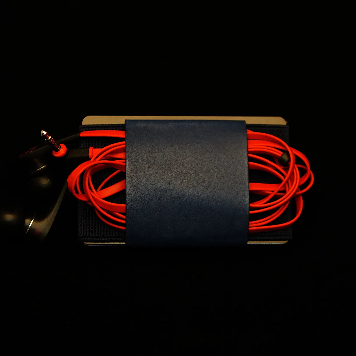 TROVE Wallet: Hackett London x TROVE BLUE
